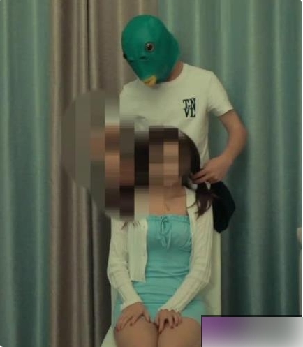 果冻传媒《帽先生绿的老婆》作品一部