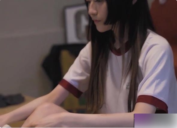 麻瓜豆传媒:学生妹被迫还债,接拍私拍作品一部