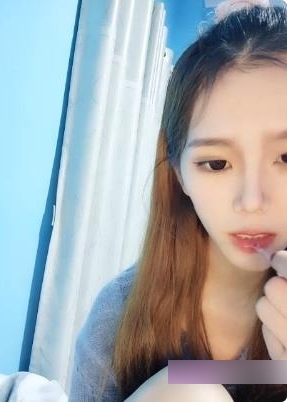 某推清纯妹子一坊学妹（小娜娜）擦边直播3部