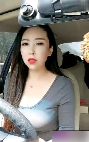 onlfyans系列蜜桃御姐4月合集27部