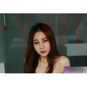 知名模特《乔依琳》众筹私人摄影写真作品