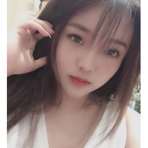 高颜值网红《小乃包》土豪私拍视频