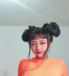 高颜值混血美女《Odasuur》超可爱私拍