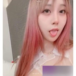 极品美腿黑丝女主播《妮miko》作品一部