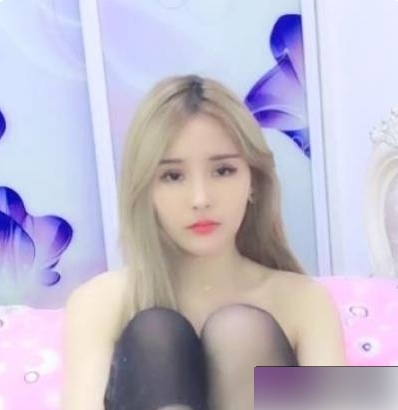 卡哇伊直播元气少女《方方方方卑微》原《yoki》作品