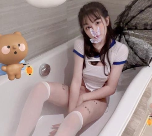 极品在校学生女神-贝贝