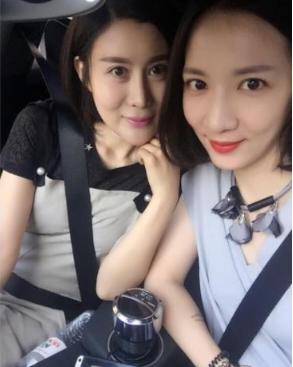 极品美女《妻子双镜视角》作品