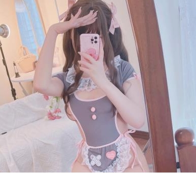 微密圈小蔡头喵喵-可爱女仆