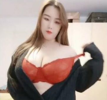 高颜值丰满肉感坦克主播合集