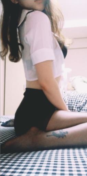 某推超人气超高颜值宝藏美女浮力姬《恶犬酱》vip资源绝版散播合集[15P-1V-353M]