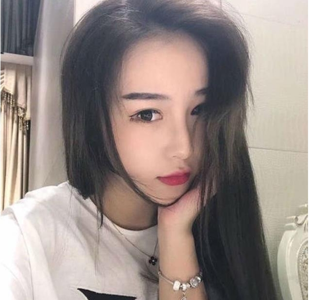 抖音人气主播(杜雨含)美足合集