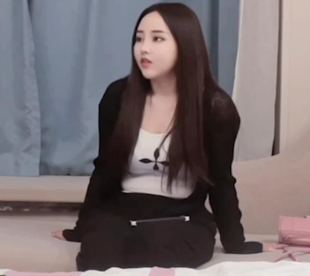 小飞探秘极品妹子7部露脸小合集