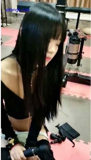 虎牙高反差美女主播天晴才艺道具展示大合集