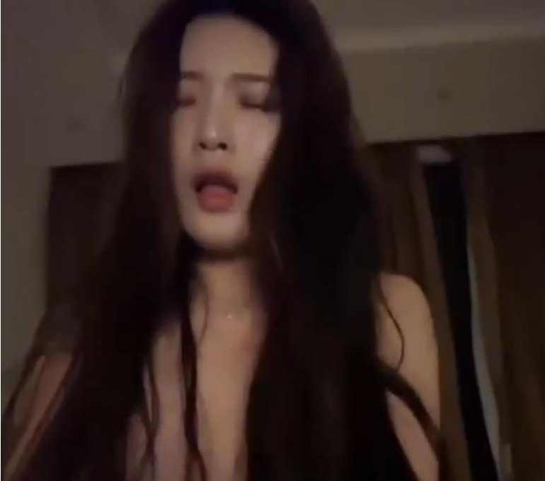 抖音极品网红赵一菲私密散播