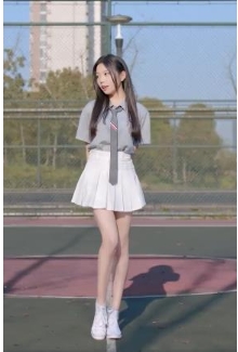 B站高颜值UP主（欣小萌）人工合成视频