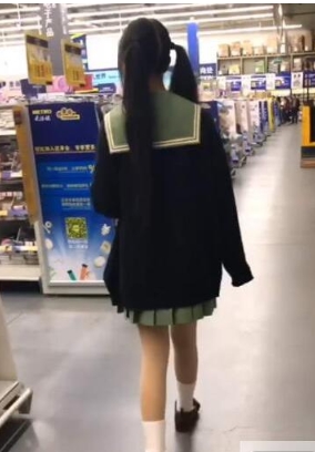 B站美少女UP主（浆果儿）原创未删减作品