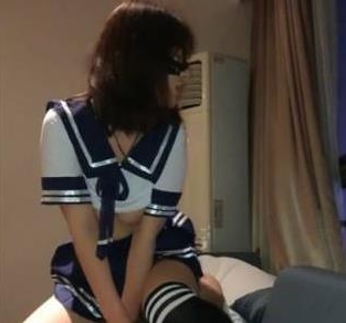 某推大神Yin约pa精选纯欲学生制服