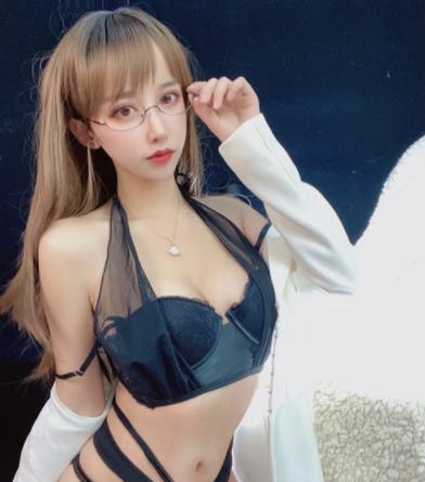 超萌清纯萌妹来自喵星的岁酱之玖尾酱绝版合集