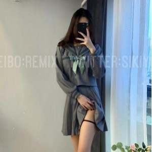 斗鱼超人气网红嫩模高颜值大长腿美女主播【极品网红】（草莓味的软糖）最新有尺度合集[46P-1V-1.1G]