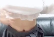 顶级国产女神（笔芯yo优优mi）白丝百褶裙首秀