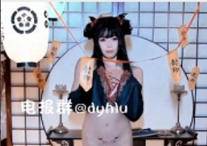 B站up主（咬一口兔娘）角色扮演二次元人物跳宅男舞俏皮又性感【2V103M】