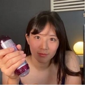 OnlyFans长腿细腰的瑜伽博主（obokozu），是一个喜欢白人大哥哥的亚洲女孩【4V-1.9G】