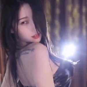 虎牙两位高颜值女主播（正恒韵子）&（林软软），强强联合表演至尊舞蹈+[28V-4G]