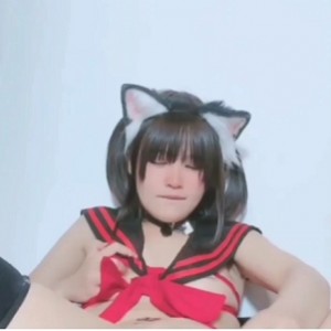 微博网红二次元可爱美少女（小鹿酱），cos 猫爪少女奶呼呼的太可爱啦！【1V+975MB】