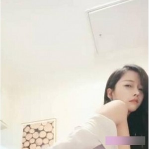 虎牙销魂主播（狐媚小妖精）直播，一举一动都表现着妩媚【1v-1.08G】