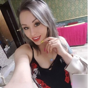 欧美小姐姐《KMissAlice》性感大片，探索顶级三围【200m】