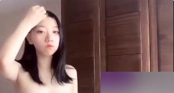 高颜值妹子小阿甜的舞蹈作品