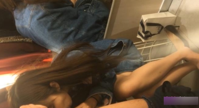 优衣库情侣试衣间，最新互动给力体验