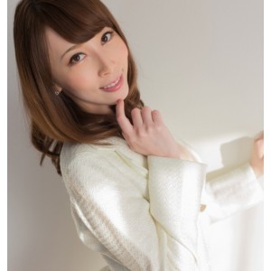 美足达人展示精湛技术，带来精彩火爆的31V/20GAyaKisaki视频