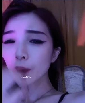 抖音网红女神小蔡的撞击与榜上大哥