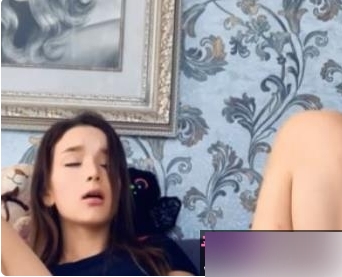 混血女主播EllieLeen五部作品