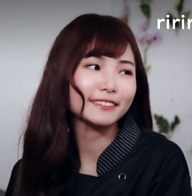 菲菲化身私廚：私人厨师菲菲为您提供专业的烹饪服务到你家：方便快捷的上门服务1V：高清晰度的视频内容403MB：视频文件大小为403MB百度云资源：文件存储和分享平台