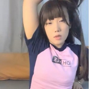 「双洞齐开，水花狂喷！高速5v+2.6G，让您畅享百度盘！」