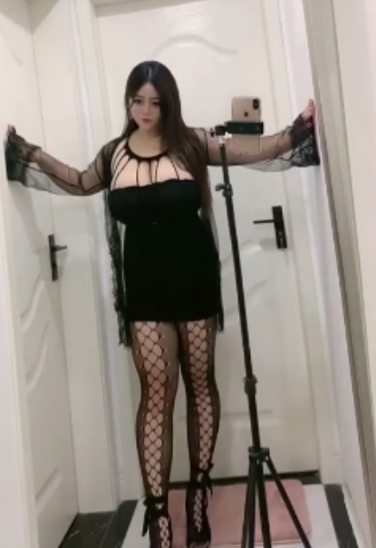 限时特惠性感女神小小喻baby带你飞！21v超大容量，仅需269MB，快手秒传，百度盘畅享！