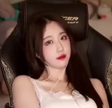 轩子巨2兔A失眠R福利篇少妇装黑白丝袜高能提醒1v+400m百度盘