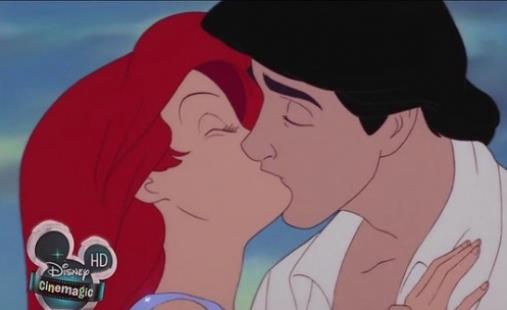 迪士尼经典电影《小美人鱼1》改编自安徒生童话