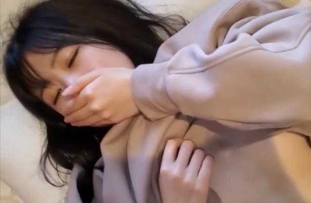 长发美少女皮肤白皙无T内S1V-642M