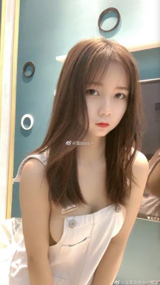 高颜值网红苗老师的绝版45部合集