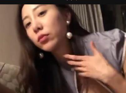 用嘴吃鸡吞金大合集第一弹短视频/情侣自拍/对白/中日韩/胶原蛋白