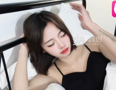 年轻总裁与实习生：1V-480M视频，妹子社姐姐身材惹人注目