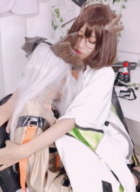 《明日方舟cos铝铜视频9v+593M百度盘转载搬运》