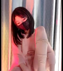 半糖美女主播自拍55分钟视频，颜值身材极好，超白嫩S风格喘息声