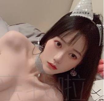 魔法秋秋：720M资源揭秘微博网红身材颜值