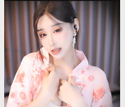 恩雅献给公公的特别礼物，时长21分钟，作者自拍，豪哥土豪定制剧情