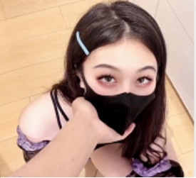 恶魔娇妻的日常：黑丝女郎在厨房引诱老公打P