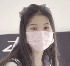 可爱JK妹妹穿长筒白袜的视频资源